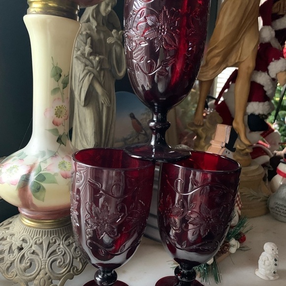 Vintage Princess House Fantasia Ruby Red Poinsettia Designed Set of 3 Goblets